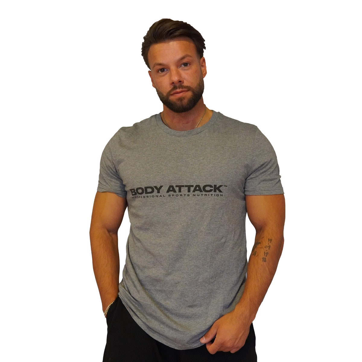 Body Attack Tshirt Ein Mann trägt ein graues Body Attack Tshirt
